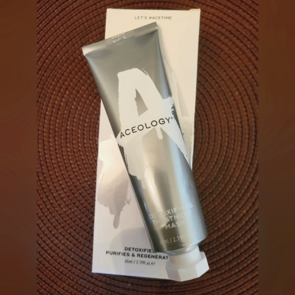 Aceology Detoxifying Treatment Mask